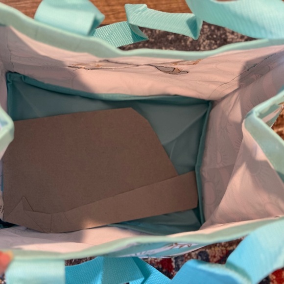 Thirty One Essential Storage Tote in Rays for Days BNIP! - Picture 5 of 9